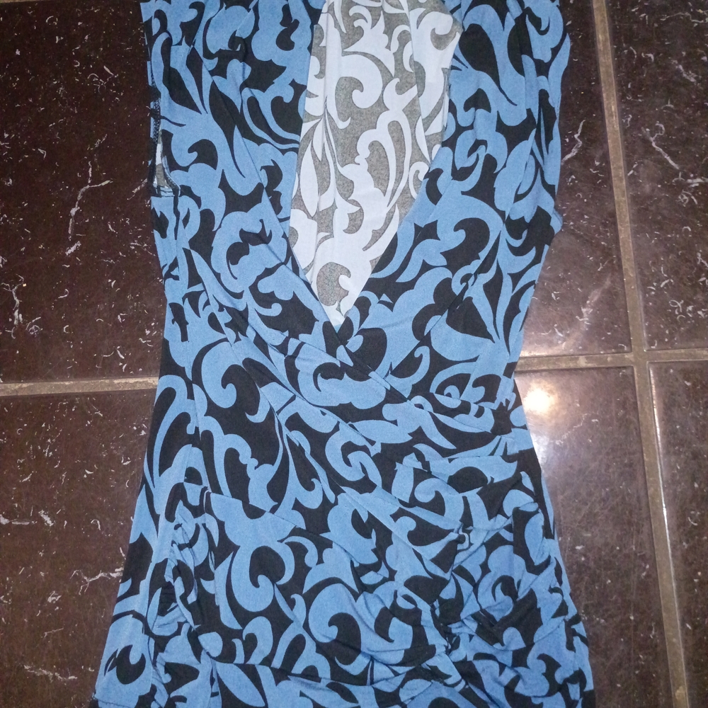 Y2k XOXO Collection Sleeveless V Neck Size S
